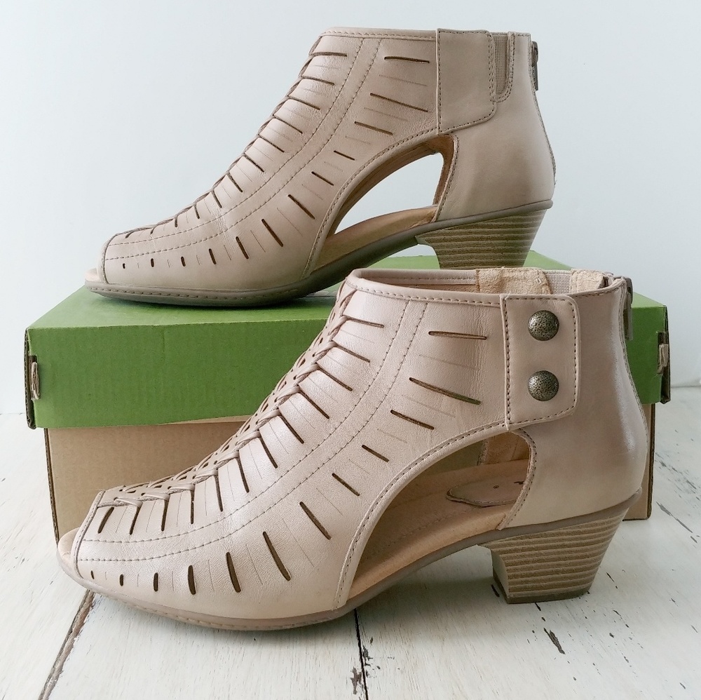 Earth Brand Peep-Toe Bootie